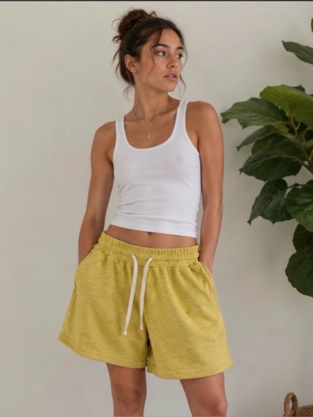Zara Shorts Women’s L Gold Knit Drawstring Elastic Band Relaxed Fit Pockets